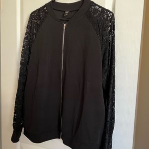 NWOT. Never worn Emery Rose XL